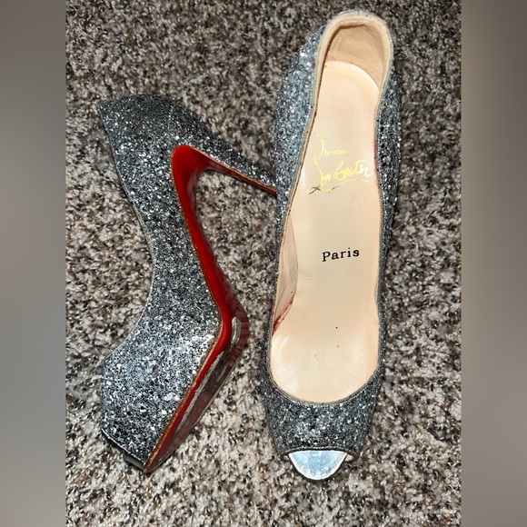 Christian Louboutin Sliver Glitter pumps - Picture 4 of 4